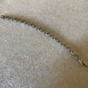 Silver Tennis Bracelet with Round Settings